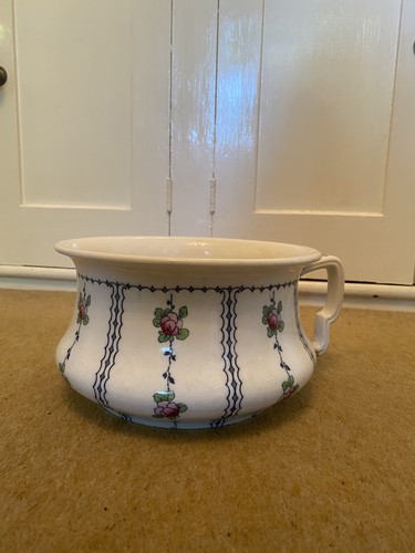 Chamber pot - chamber,