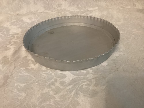 20cm loose bottom flan tin