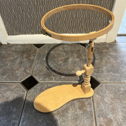 Wooden cross stitch rack - wooden,