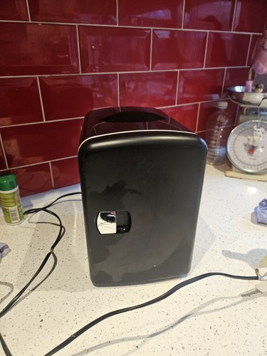 Black litre mini fridge - black,