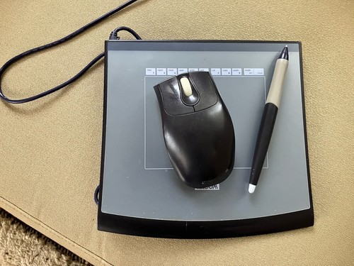 Wacom intuos tablet pen and - tablet,,