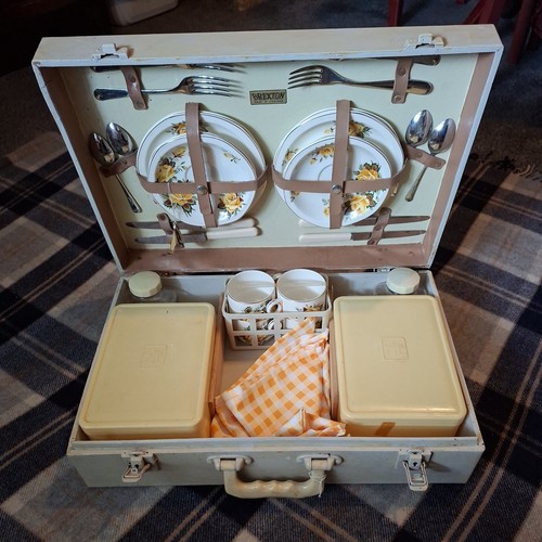 Brexton picnic set for - for, all