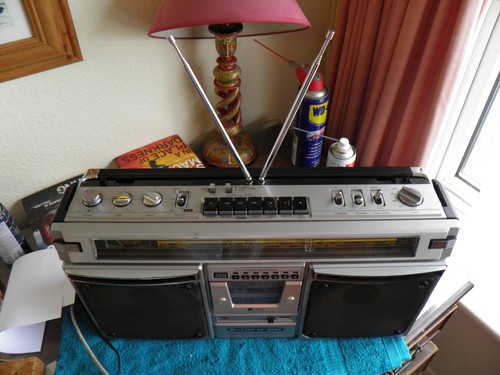 Sharp 8585e boombox very - sharp,