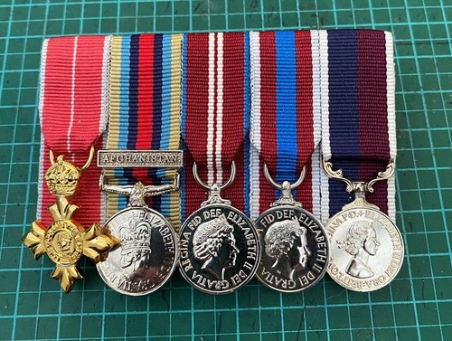 Miniature medals court - 5,