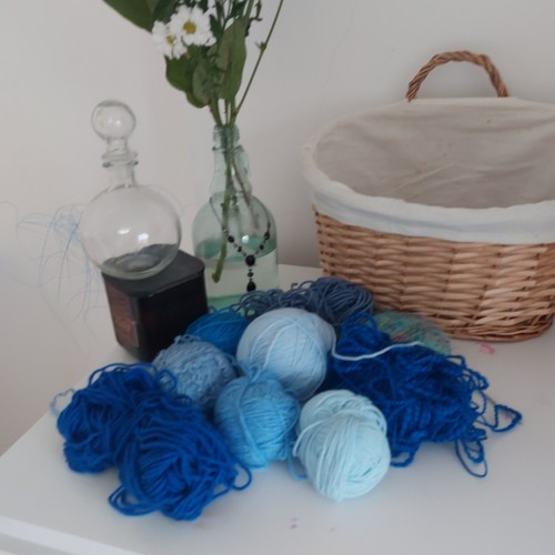 Balls blue wool - 9, mix