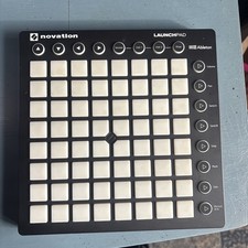 Novation Launchpad Mini Mk2