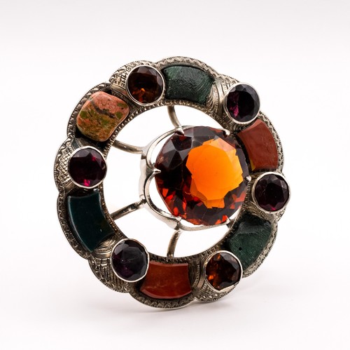 Antique scottish pebble style - pebble,