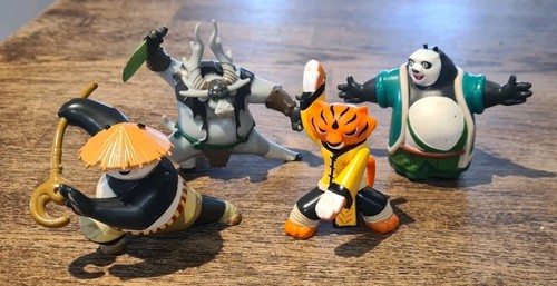 Kung panda po li - panda,