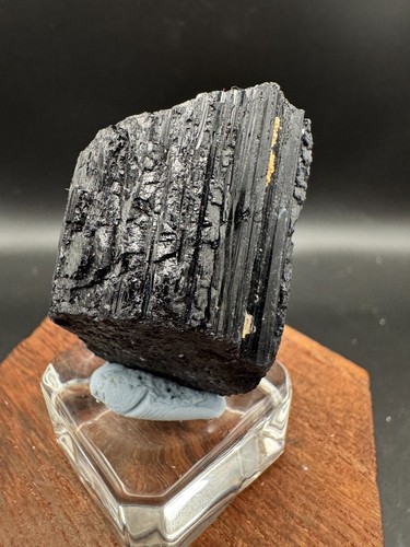 Crystal specimen black - specimen,