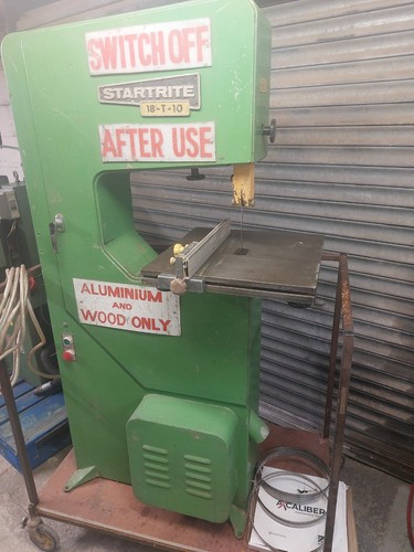 Startrite vertical band saw - saw,