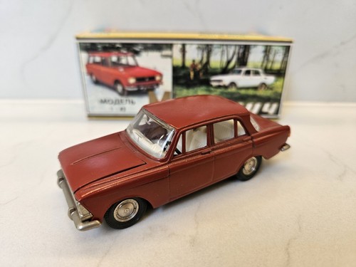 Moskvitch 412 red soviet - 412,