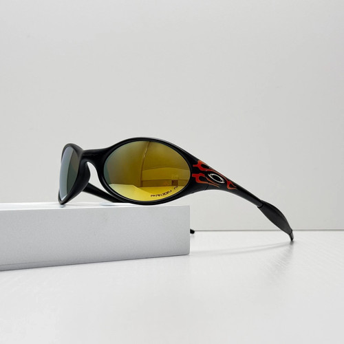 Oakley brain dead - dead, eye
