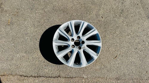1xgenuine volvo v40 s40 mk3 - v40,