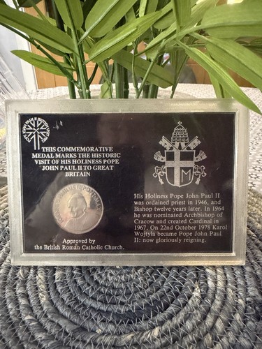 Vintage 1982 pope - john, ii