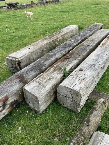 Hardwood beams keruing pitch - hardwood,