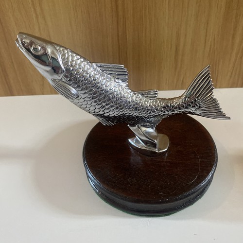 Vintage 1950s leaping - 1950s, salmon