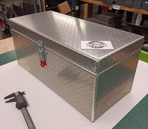 Tool box lockable for - for, massey