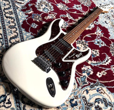 Burns London Cobra DX White