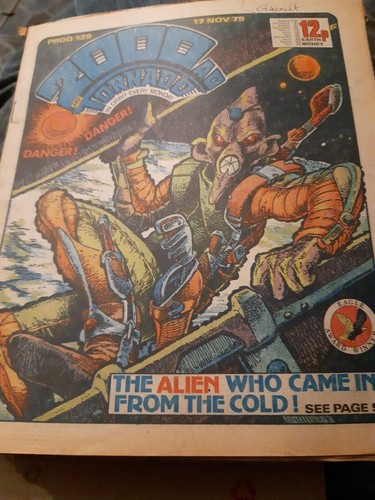 2000ad prog 139 judge dredd - judge,