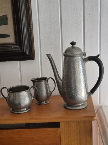 Antique english solid tudric - solid,