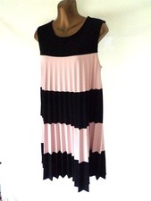 Joseph Ribkoff pleated swing