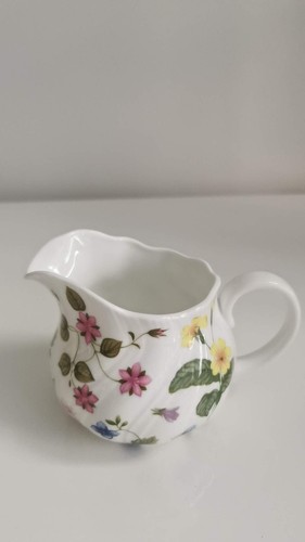 Queens country meadow tea - country,