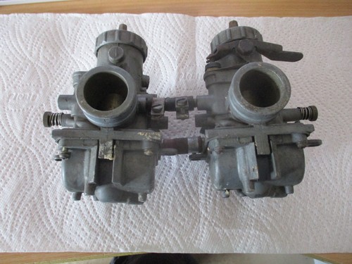Suzuki gt250 carbs - suzuki,