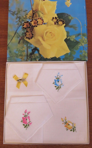 Vintage ladies handkerchiefs - vintage,