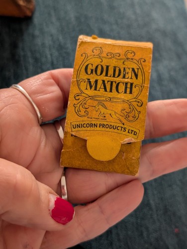 Unicorn vintage golden - vintage,