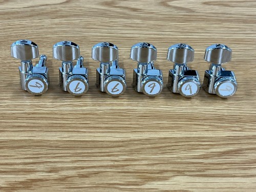 Fender chrome locking tuners