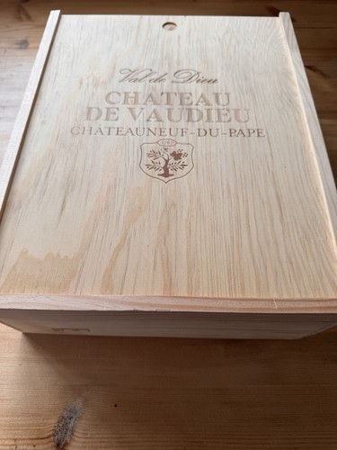 Chateau vaudieu wooden wine - de,