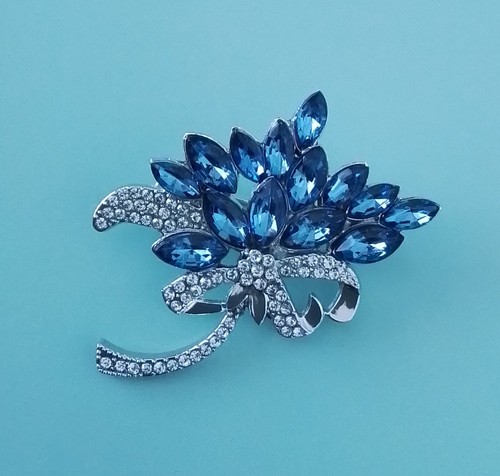 Blue crystal floral bouquet - blue,