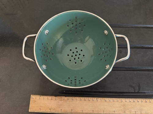Green enamel kitchen colander - green,