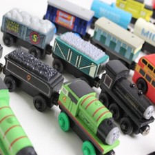 The Tank Engines Carriages Magnetic Wooden Train Take-n-play Engine Kids Toy