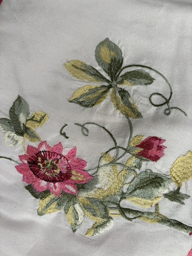 Gorgeous laura ashley - laura,