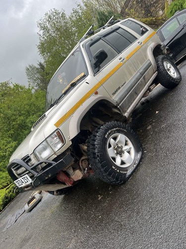 Isuzu trooper spares - trooper, or