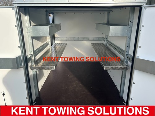 New tickners karting box - new,