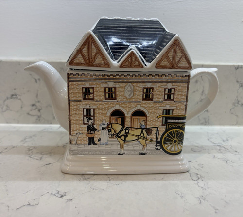 Wade ringtons tea - teapot, 1920s