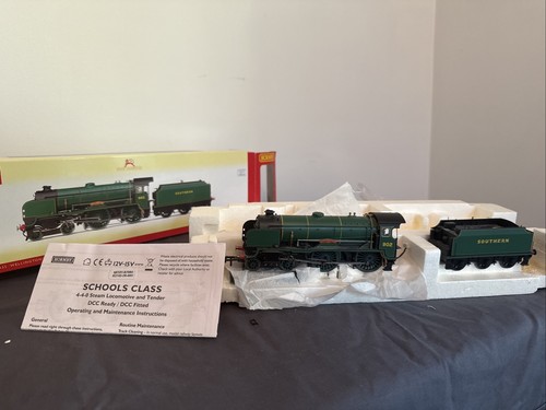 Hornby r2745 schools - hornby,