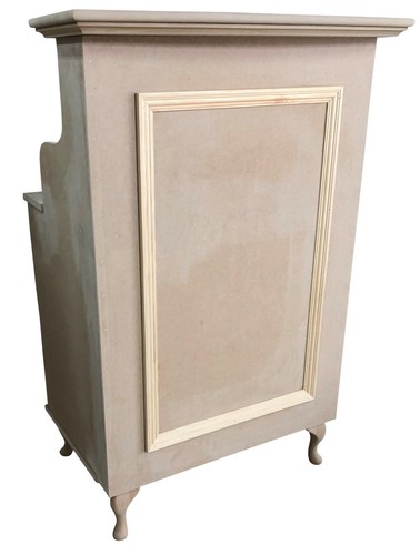 Unpainted reception desk cash - unpainted,