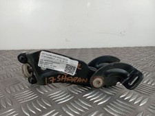 VOLKSWAGEN SHARAN 7N1,7N2 15-20 LEFT SLIDING DOOR MIDDLE ROLLER 7N0843336H