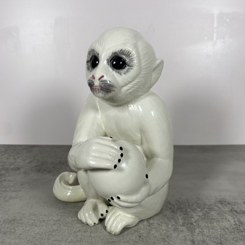 Vintage porcelain white - vintage,