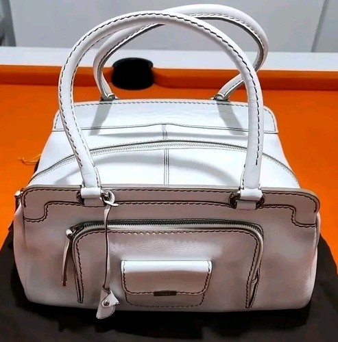 100 authentic tod s - 100%,
