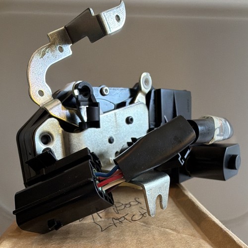 New genuine door latch - genuine,