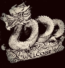 READY TO POST Fibreglass & Latex Mould Of A Dragon Welcome Sign Statue 13” / 10”