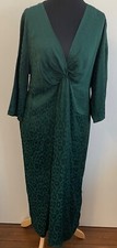 H&M Green animal print Dress Size 10 Viscose long sleeves womens NEW