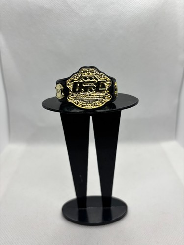 Ufc figure sized belt - ufc, wwe