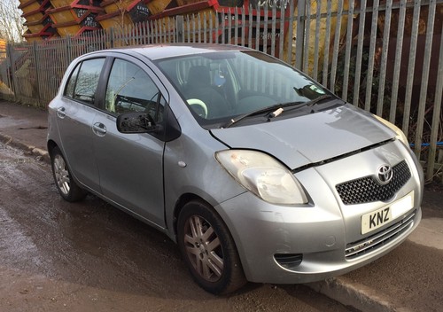 Toyota yaris vvti - vvti, petrol