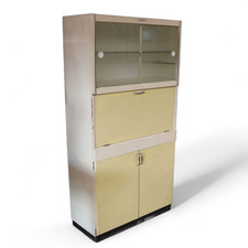 Mid Century Eastham Kitchen