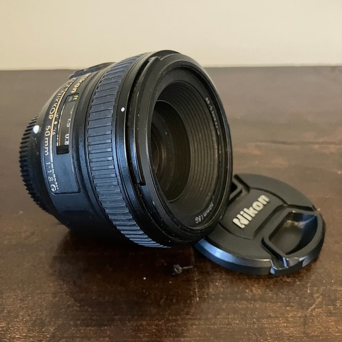 Nikon nikkor 50mm - f/1.8, g